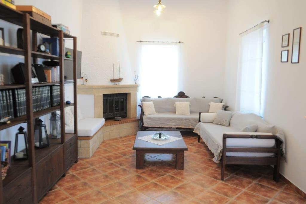 Villa Tsipouras House Kýthira Exterior foto